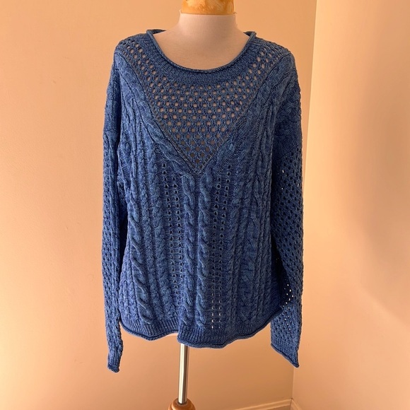 NWT! LILLY PULITZER Size XL ikat blue Maxcy sweater.